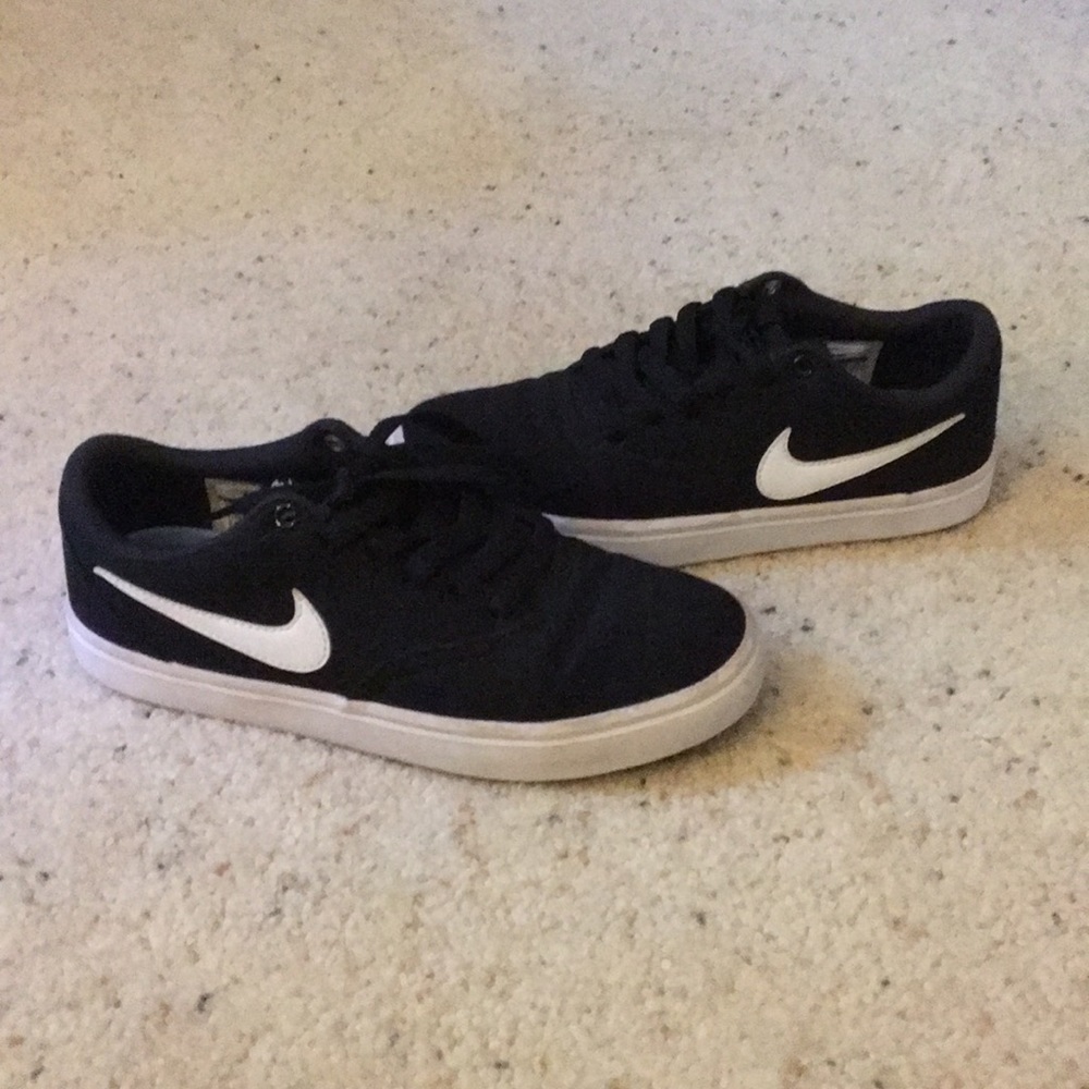6.5 Nike SB Check skateboard shoes